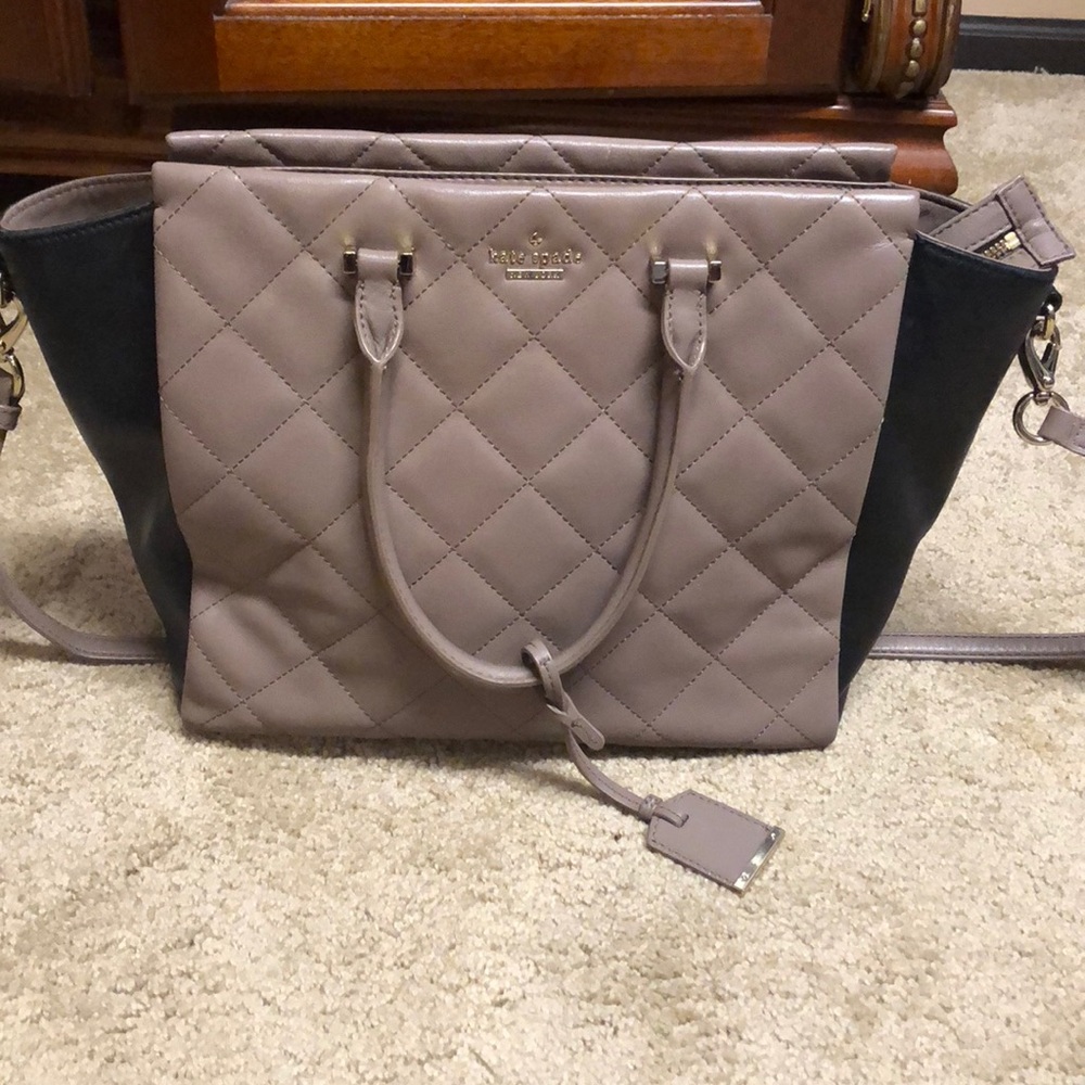 Kate spade tote ones with a shoulder strap - Picture 4 of 7